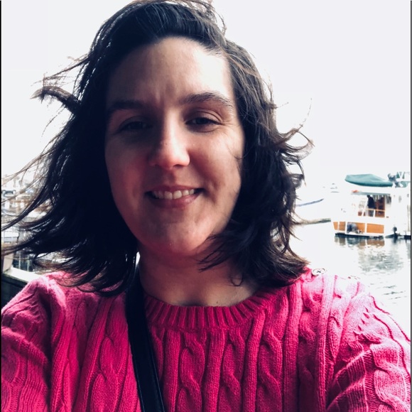 Meet your Posher, Rebecca - Picture 2 of 2